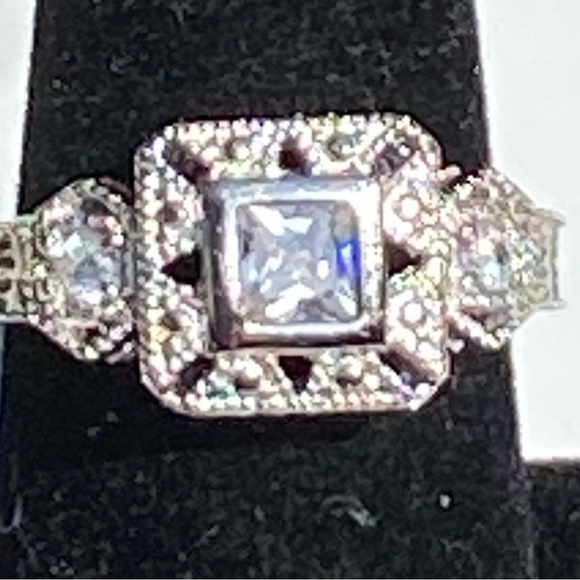 Vtg Sterling CZ Ring - Picture 8 of 8